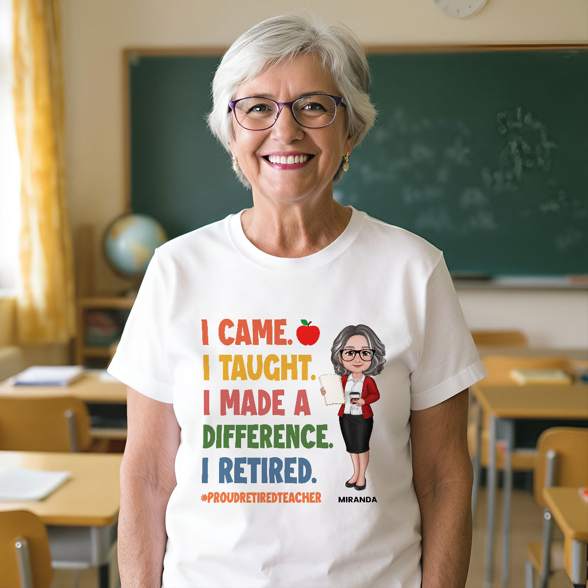 Stolzer pensionierter Lehrer - Personalisiertes Shirt - Ruhestandsgeschenk — Weiß