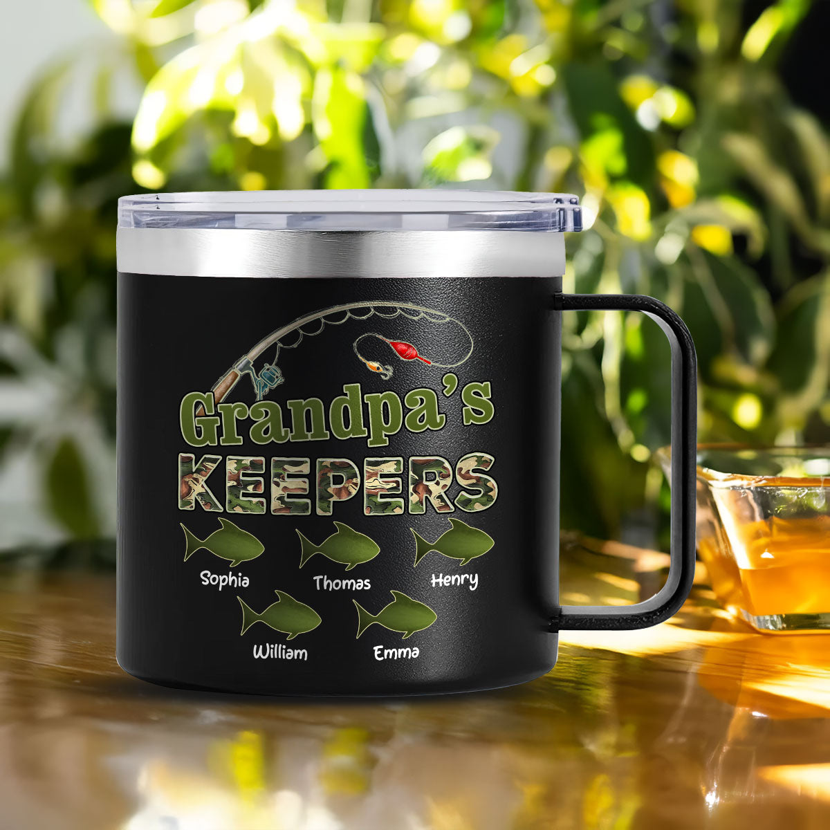 Vaso de acero inoxidable personalizado con asa Grandpa's Keepers Camuflaje de pesca — Negro